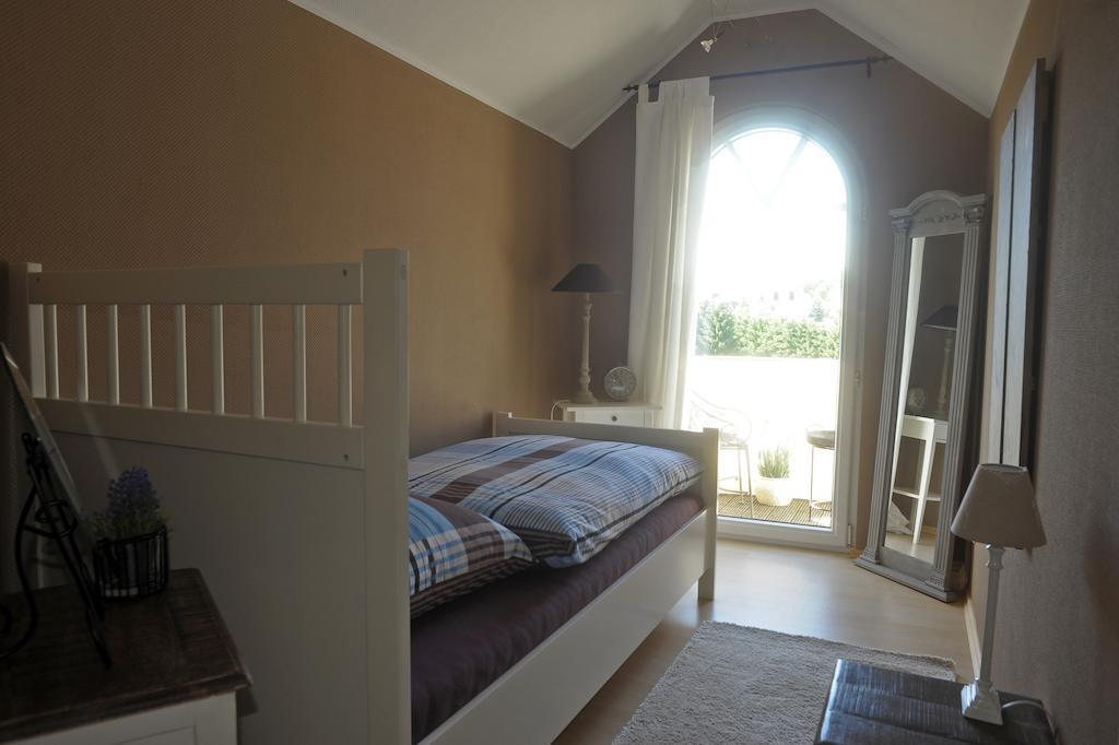 Ferienwohnung Landfein Schalkenmehren Szoba fotó